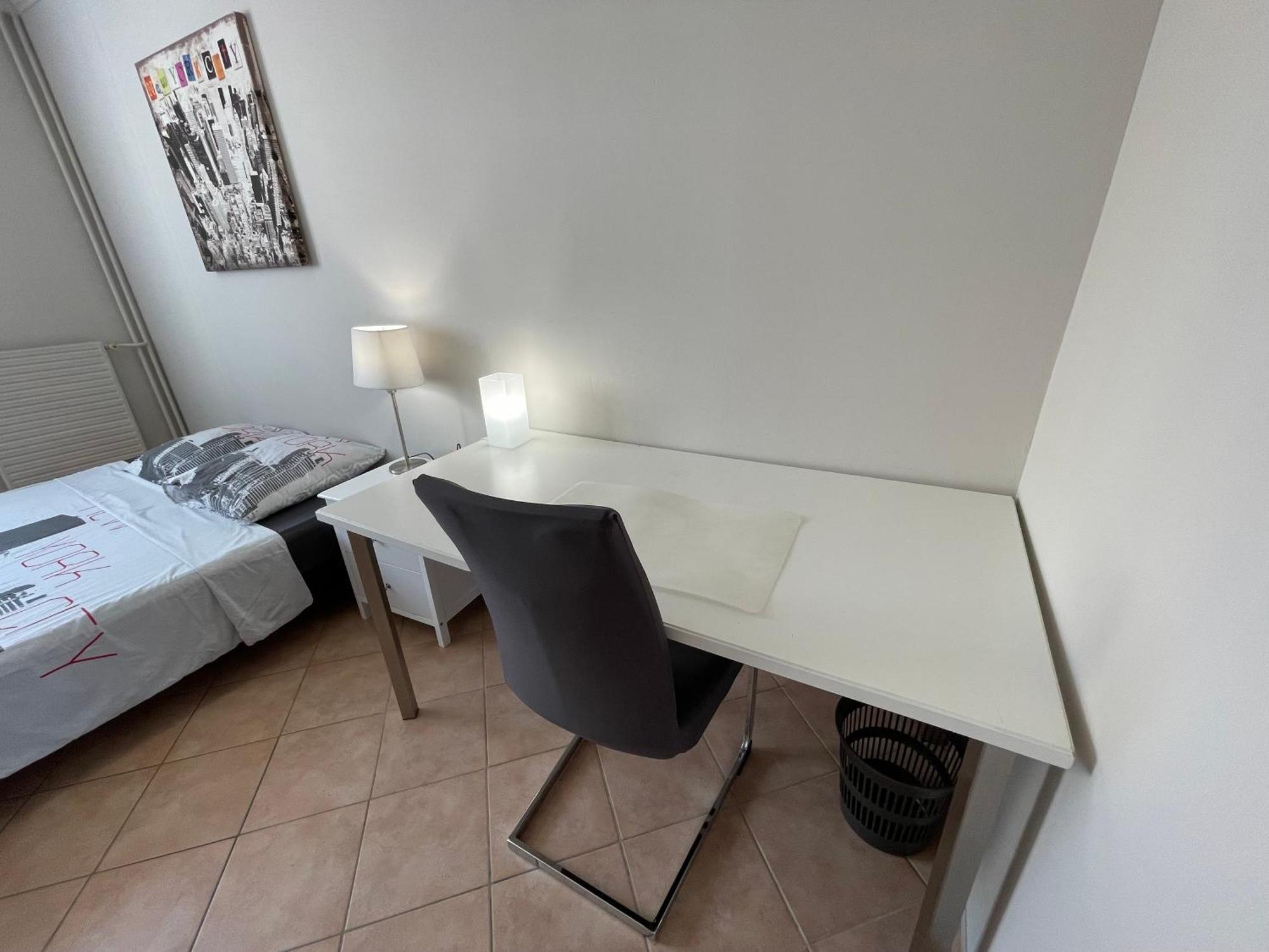 Chambre Privee En Colocation Dans Un Appartement Vaulx En Velin Centre Exterior foto