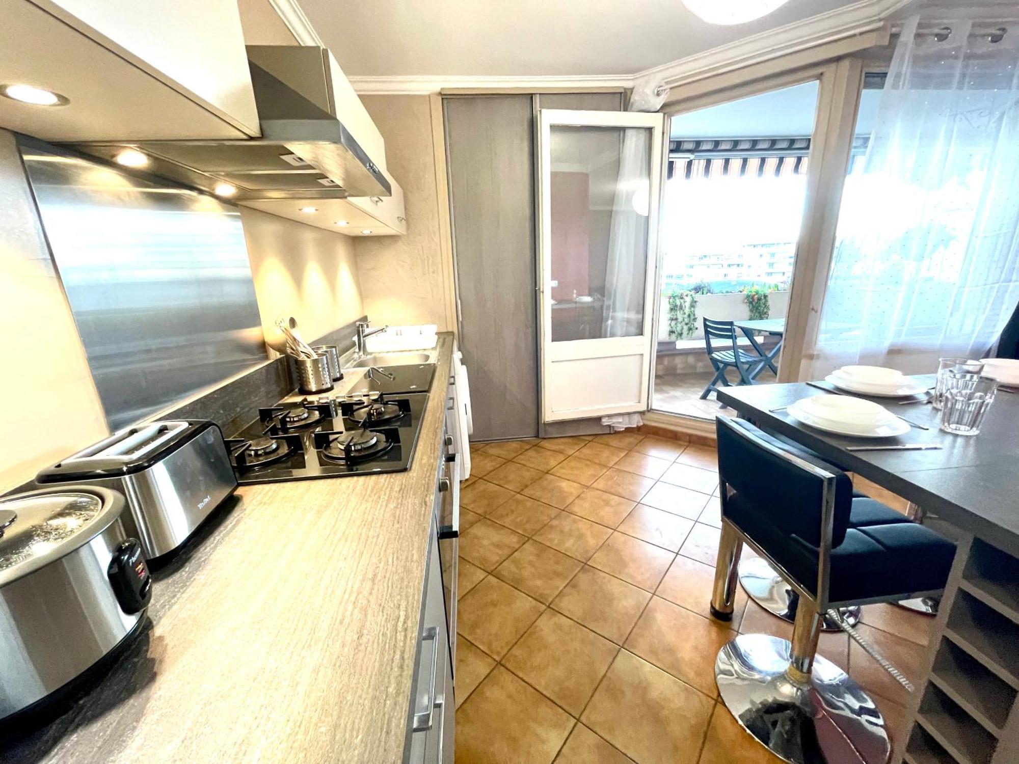 Chambre Privee En Colocation Dans Un Appartement Vaulx En Velin Centre Exterior foto