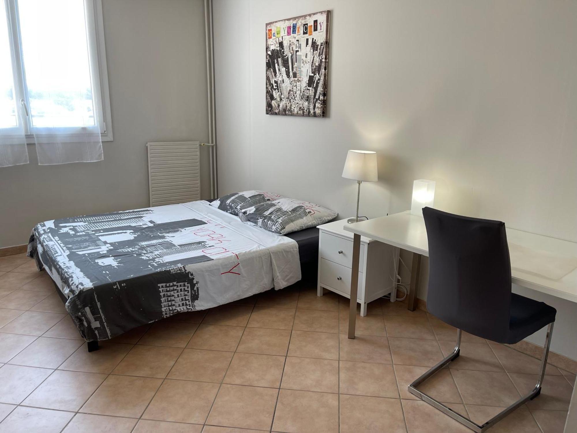Chambre Privee En Colocation Dans Un Appartement Vaulx En Velin Centre Exterior foto