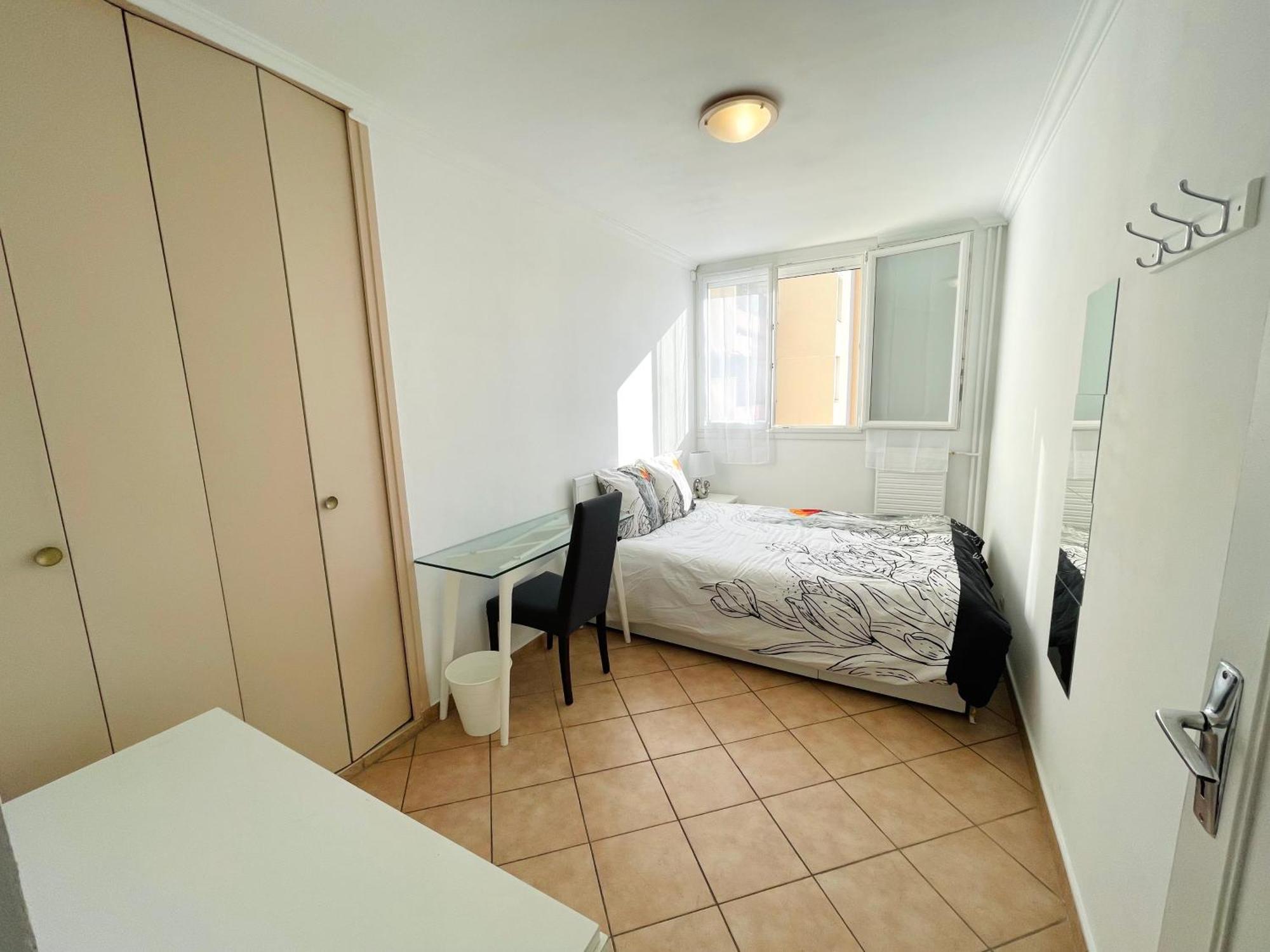 Chambre Privee En Colocation Dans Un Appartement Vaulx En Velin Centre Exterior foto