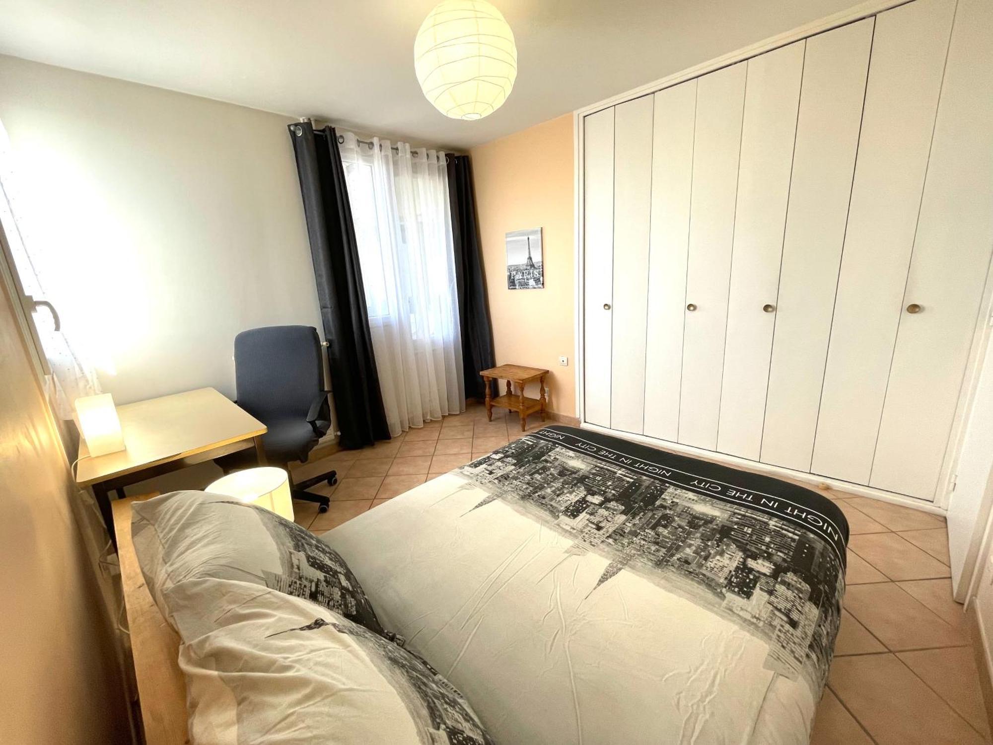 Chambre Privee En Colocation Dans Un Appartement Vaulx En Velin Centre Exterior foto