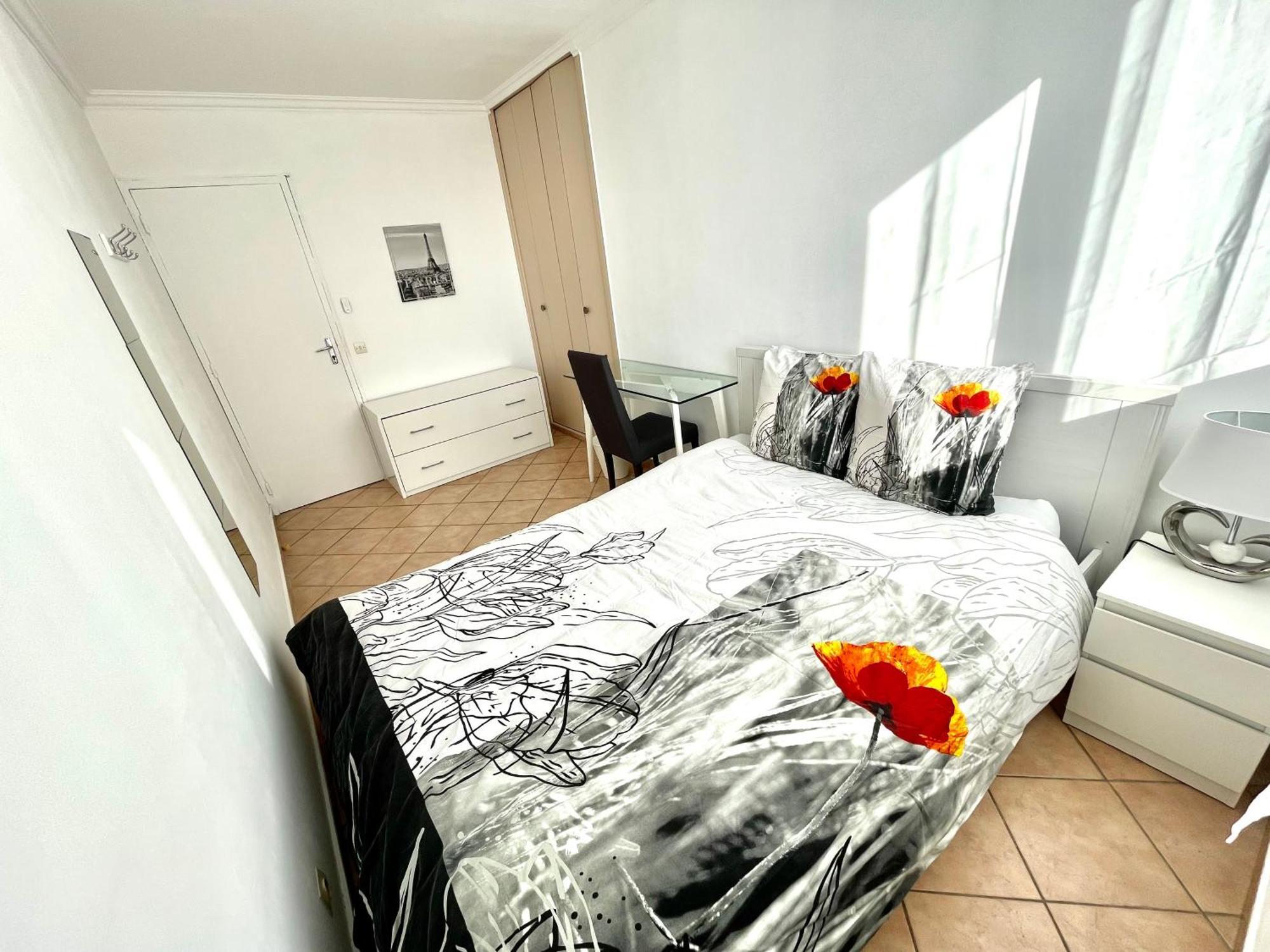 Chambre Privee En Colocation Dans Un Appartement Vaulx En Velin Centre Exterior foto